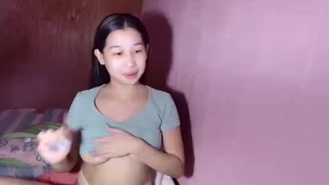 ms_skye online show from December 21, 6:06 am