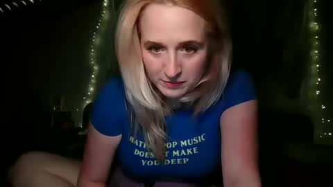 msclairewhatever online show from October 14, 12:13 am
