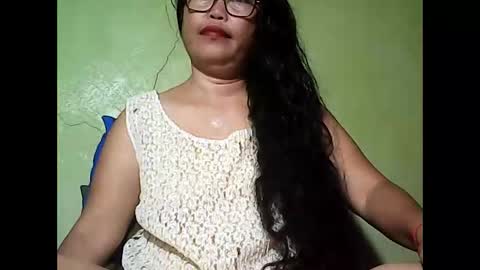 muffy_bunny online show from February 17, 8:19 pm