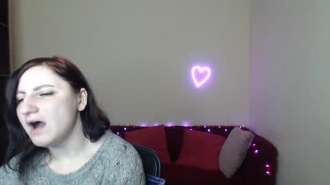 Jeneva online show from February 1, 7:12 pm