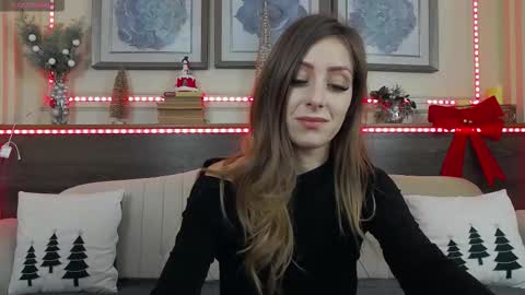 Luna  online show from December 21, 1:32 am