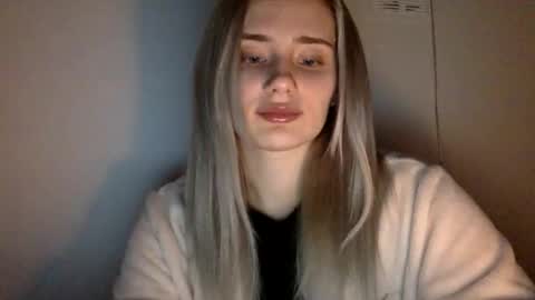 musescorner online show from February 12, 5:36 pm