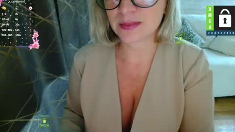 Lana online show from June 5, 10:32 am