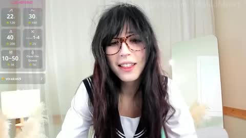 Tess online show from March 21, 5:23 am