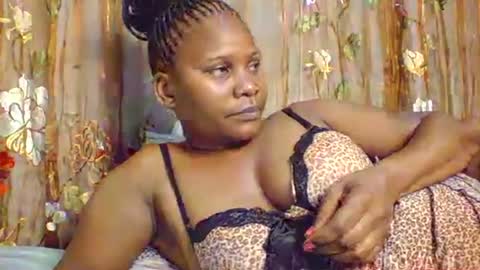 mwekas568403 online show from February 2, 6:10 pm