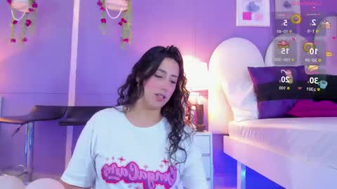 my_aleja_ online show from October 8, 1:48 pm