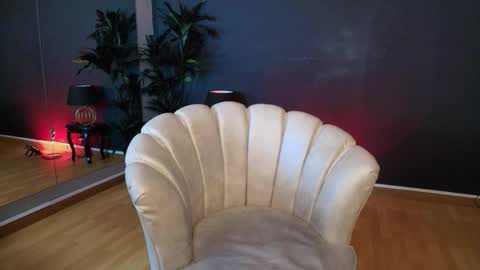 Maite online show from October 16, 2:30 pm