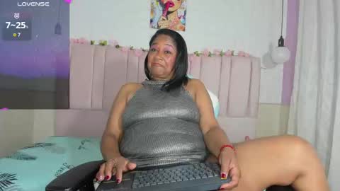 mya_blaze online show from November 11, 2:47 pm