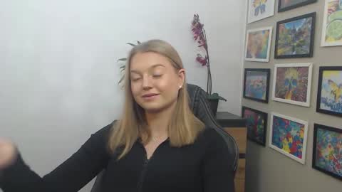 Erica online show from November 3, 8:29 am