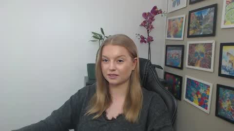 Erica online show from April 3, 12:14 pm