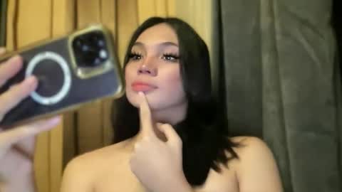 UR GIRL NEXTDOOR online show from January 13, 3:38 pm