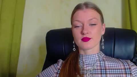 mysticvenus_ online show from December 5, 3:35 pm