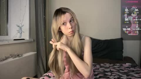 Vanessa and Julia  online show from February 27, 6:20 pm