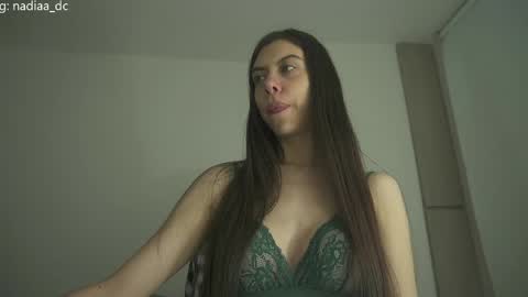 Nadia  INST Nadiaa dc online show from April 16, 3:29 am