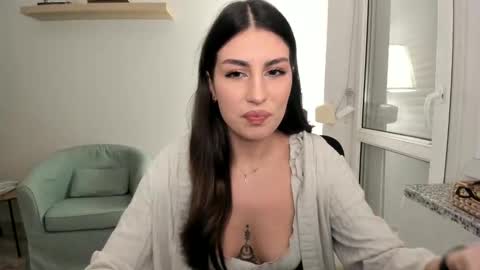 Nadiaaa006 online show from December 8, 7:22 pm