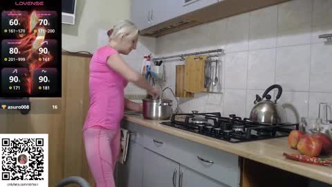 Nadin online show from February 18, 11:08 pm