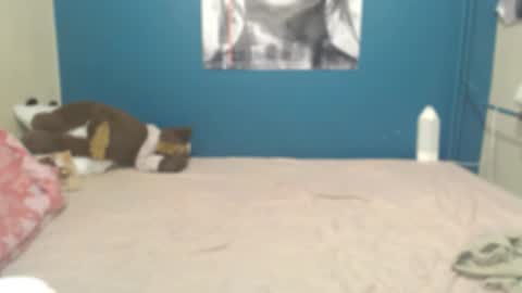 nadinnnea online show from September 27, 4:30 am