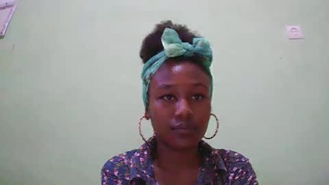 nah296652 online show from April 3, 2:26 pm