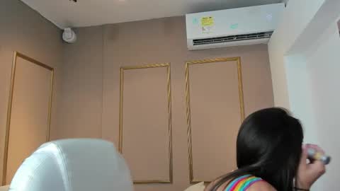 Nahimi online show from November 4, 7:08 pm