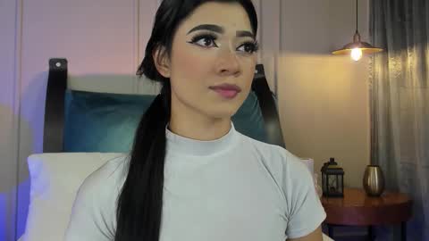 Naisha Ford online show from October 25, 1:46 am