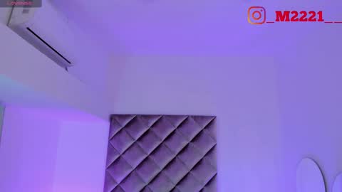 INSTAGRAM  m2221     online show from March 10, 10:39 am