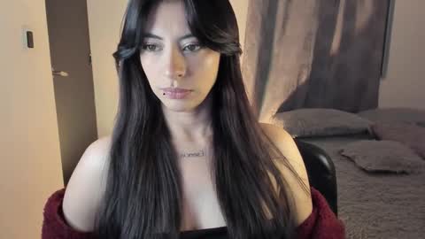 nala_saphir online show from January 9, 3:00 am