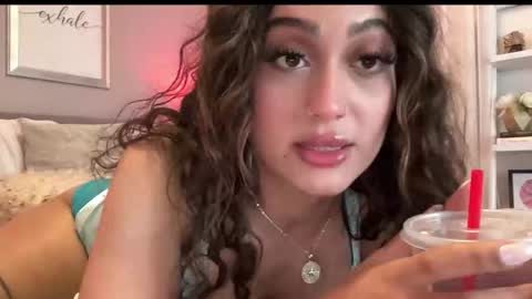 Nalani online show from December 21, 1:21 am