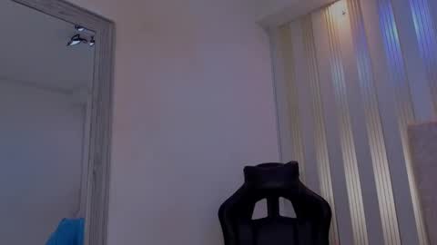 nami_sweet_ online show from September 27, 5:03 am