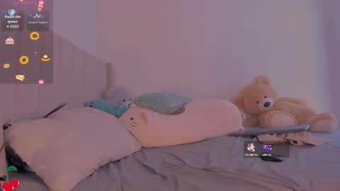 N A M I    -   OF  namibergmant online show from September 25, 10:51 pm