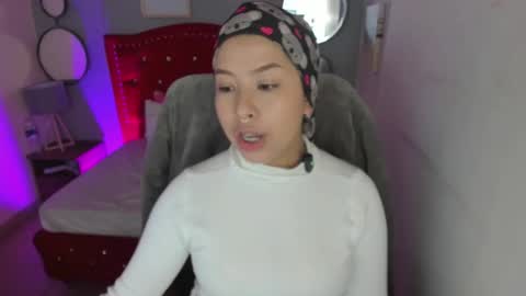 namiko_park online show from February 10, 4:36 pm