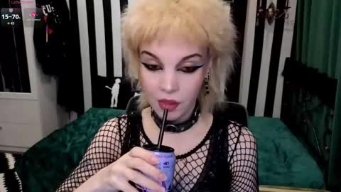 Nancy online show from October 31, 12:01 am