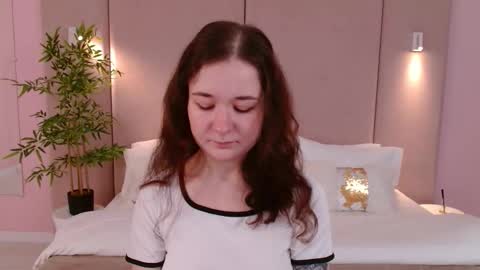 Nancy online show from February 23, 3:18 am