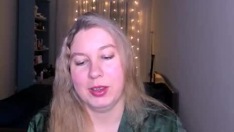 Nancy online show from March 21, 4:12 pm