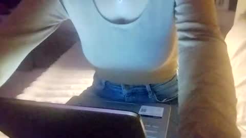 Luscious Lizz online show from January 3, 1:27 am