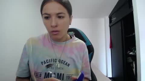 nanna yoshi online show from January 12, 6:05 pm