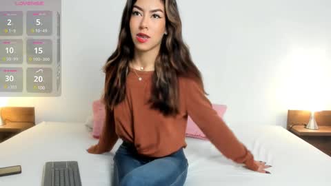 nany_model25 online show from March 5, 2:01 pm