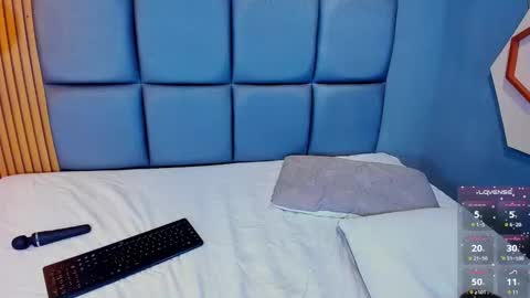 NAOMI online show from February 27, 6:41 pm