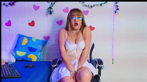 Naomi online show from October 28, 11:38 am