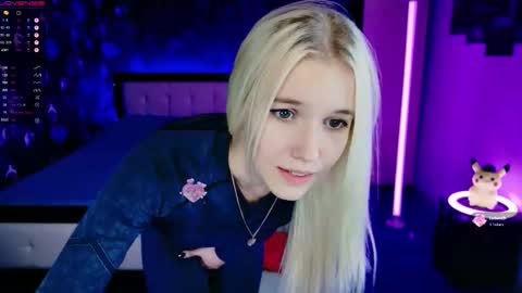 naomihita online show from October 28, 2:23 pm