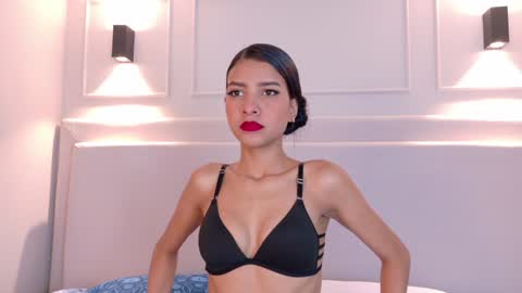 Naomi Klarc online show from December 21, 12:59 pm