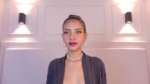 Naomi Klarc online show from December 24, 2:32 am