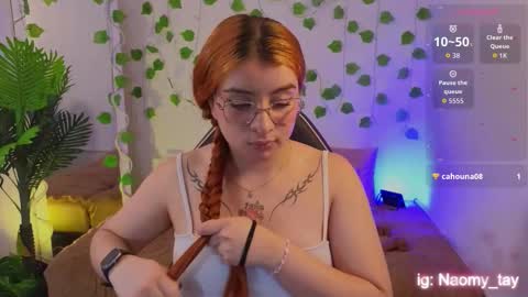 Naomy  online show from September 12, 5:19 am