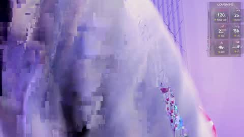 Naomy  online show from April 9, 2:58 am