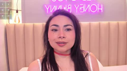 Naomy  online show from February 23, 9:58 pm