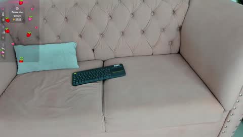 Naty  online show from January 31, 12:18 pm