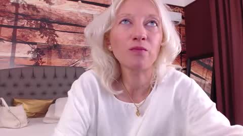 Natalie online show from September 20, 11:52 am