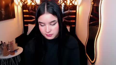 natalie  online show from April 14, 8:20 pm