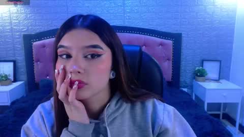 natalie  online show from November 17, 3:07 am