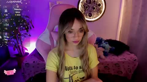 MissNatis online show from June 17, 2:46 am