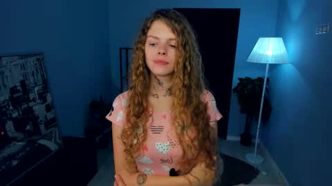 Natalie online show from October 29, 5:45 am